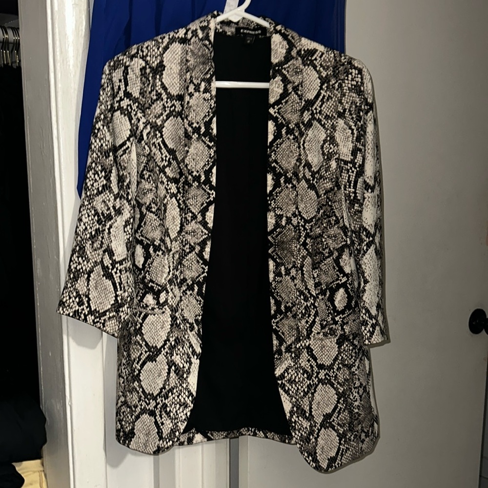 Animal print express blazer